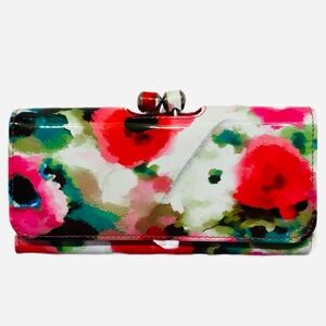 WALLET ~ Long Floral Print Wallet w/Kiss Lock Closure and Plethora of Pockets